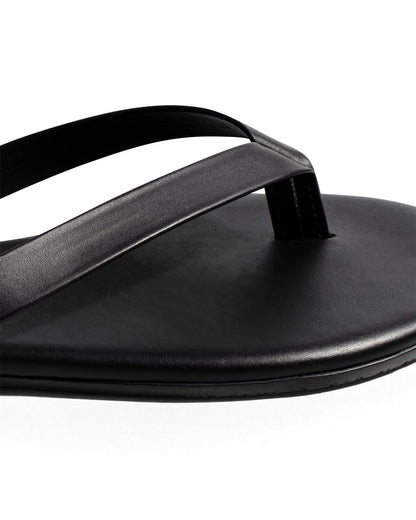 TKEES Boyfriend Sandals - Black | LSPACE