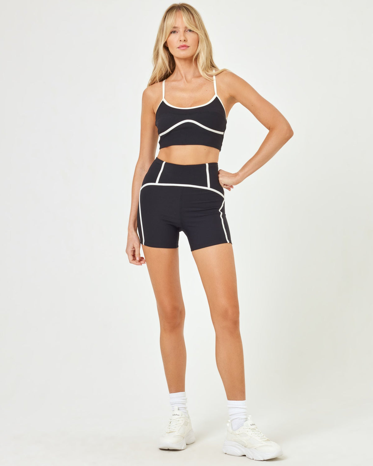 Revel Short - Black-Cream | LSPACE