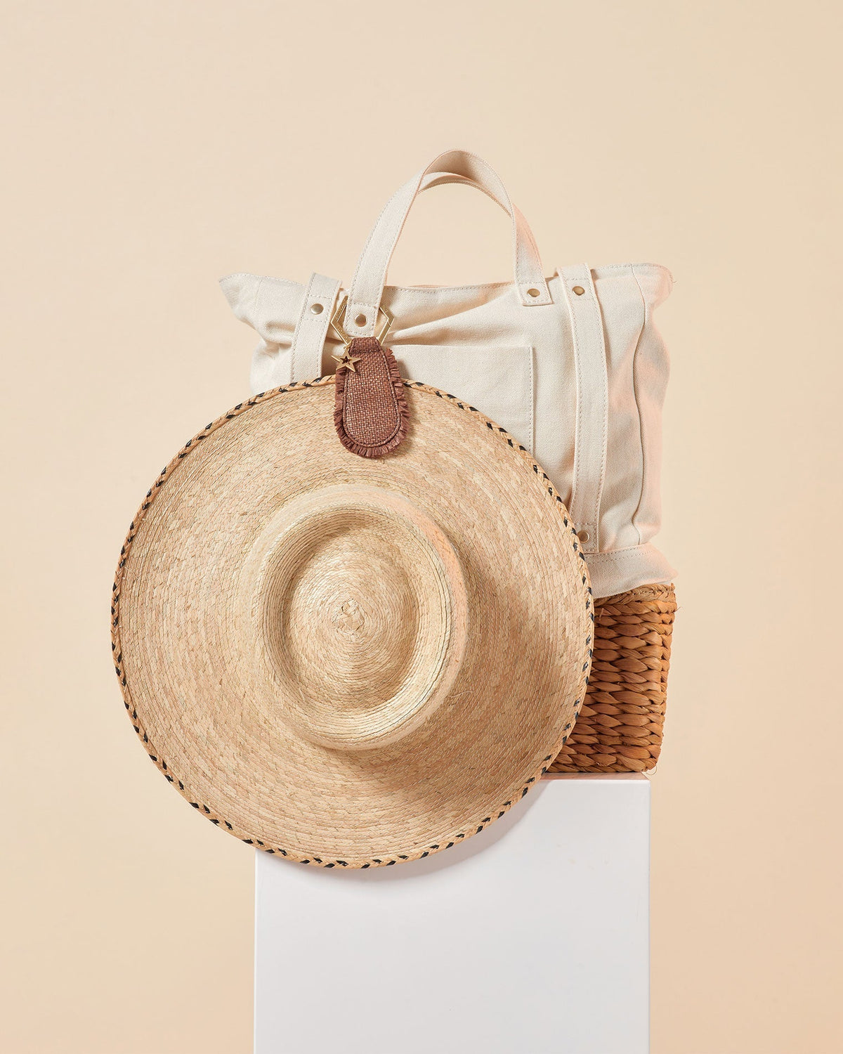 Beach Tote Hat Holder & Clip - LSPACE X Toptote | LSPACE